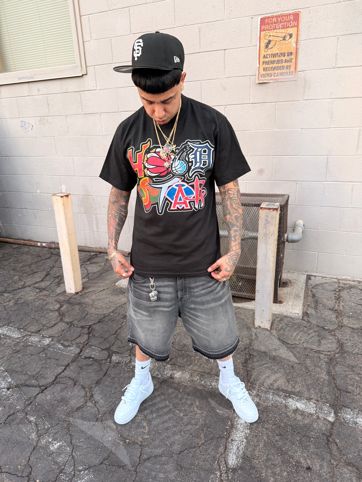 Logo Tee