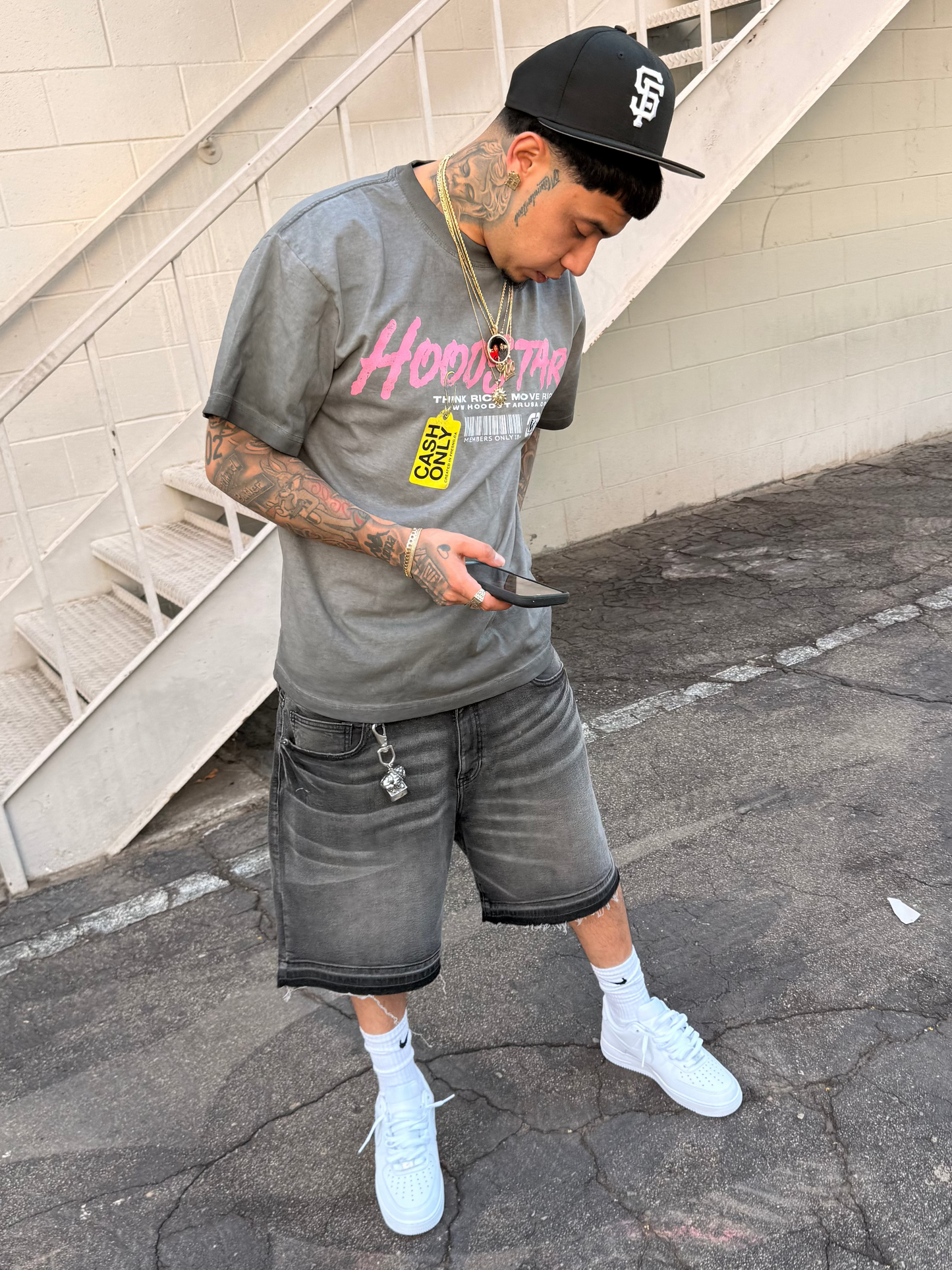 Grey cash only